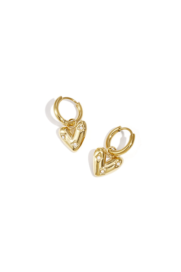 Earrings with heart-shaped pendant and zircon